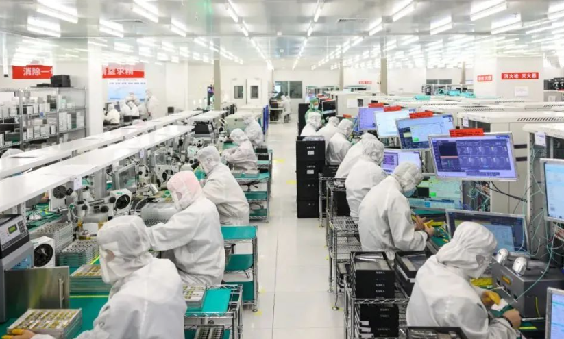 环境监测设备跨区域部署的通信方案对比：4G、LoRa与NB-IoT